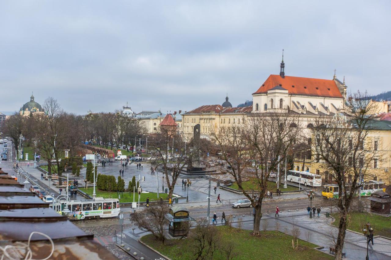 Квартира Подобово В Центрі На Вулиці Проспект Свободи 7 Lviv Extérieur photo