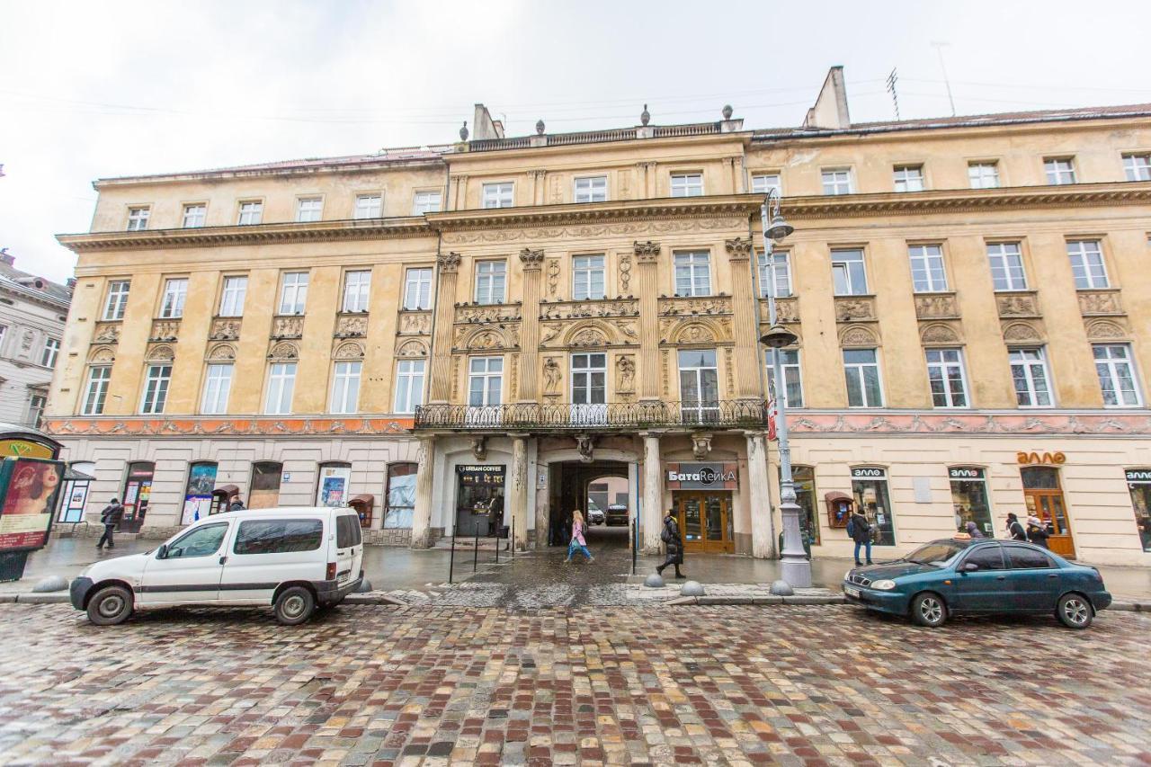 Квартира Подобово В Центрі На Вулиці Проспект Свободи 7 Lviv Extérieur photo